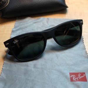 Ray-Ban